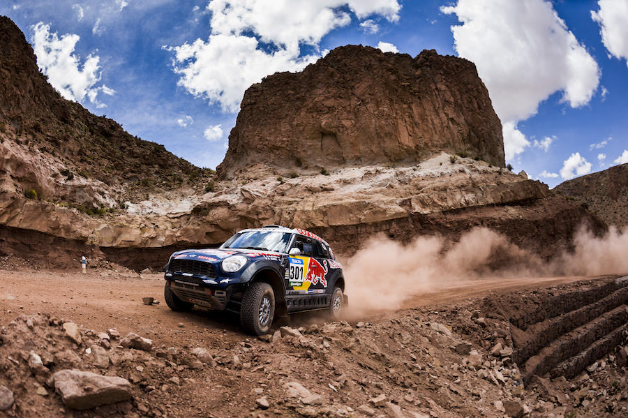 Nasser Al-Attiyah races during the 10th stage of Rally Dakar 2015 from Calama, Chile to Salta, Argentina on January 14th, 2015