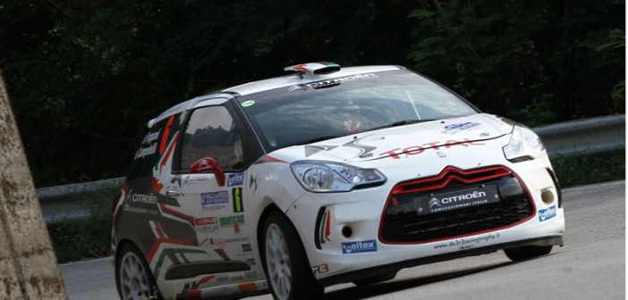 Il Romagnolo al volante della sua Citroen DS3