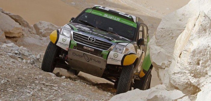 La Toyota Hilux sulle piste rocciose