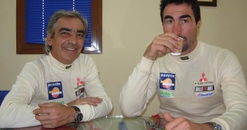 Picard in una foto di archivio al fianco di Alphand