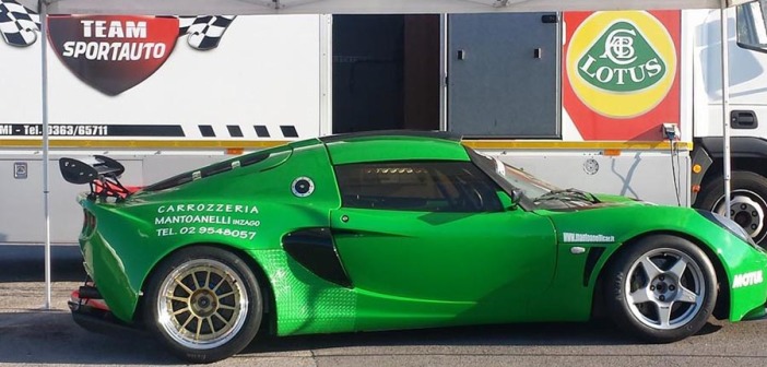La verde Lotus Exige nuova leader dell'Italiano.
