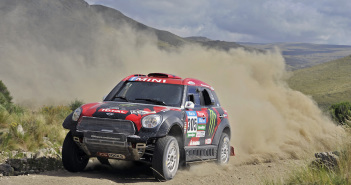 Orlando Terranova con la Mini All4 Racing durante la Dakar 2015
