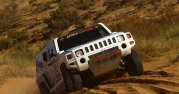 L'Hummer sulle insidiose piste Africane