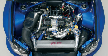 Il motore boxer di due litri sovralimentato della Subaru Impreza WRC 2005.