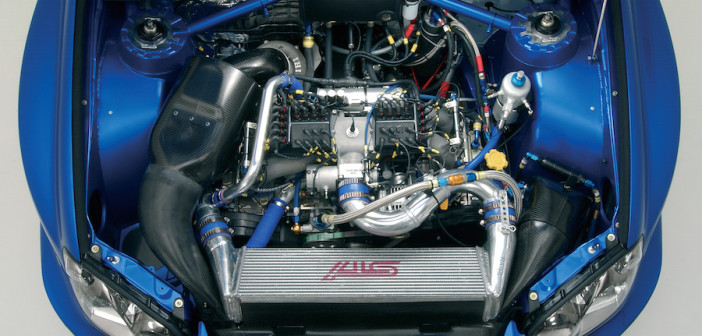 Il motore boxer di due litri sovralimentato della Subaru Impreza WRC 2005.
