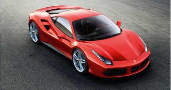 La nuova Ferrari 488 GTB rinnova i V8 quarant'anni dopo la 308.