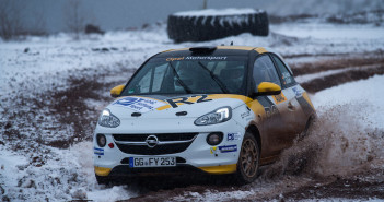 La Opel Adam R2 da 190 CV ancora protagonista nell'Europeo.