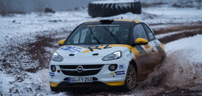 La Opel Adam R2 da 190 CV ancora protagonista nell'Europeo.