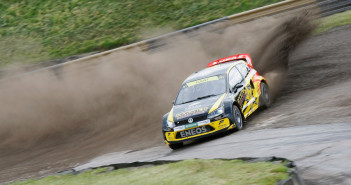 Tanner Foust con la Volkswagen Polo RX Supercar a Lydden Hill