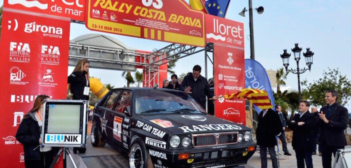 "Lucky" e Fabrizia Pons al via del Rally Costa Brava.