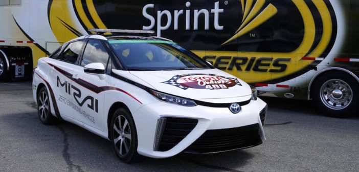 La Toyota Mirai che il prossimo anno sarà safety car nella Nascar.