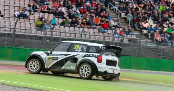 La Mini affidata a Way in azione Hockenheim