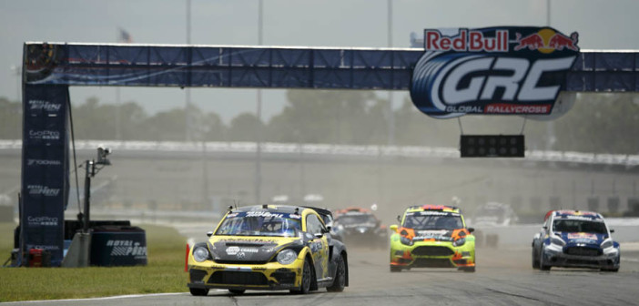 Il Beetle di Tanner Foust davanti a tutti.