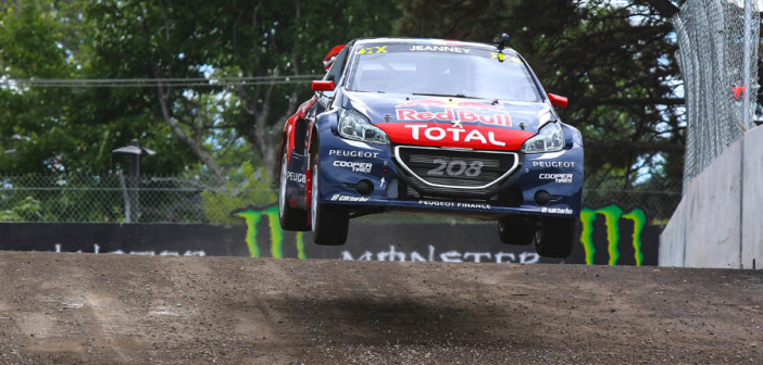 La Peugeot 208 T16 di Jeanney vola al GP 3 Rivières.