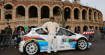 Andreucci e la Peugeot 208 T16 si preparano per scendere nuovamente nell'arena.