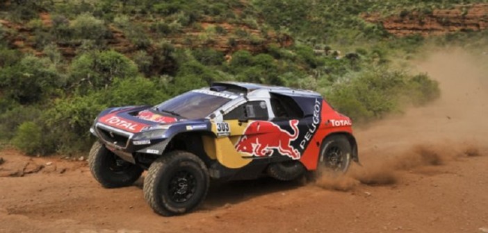 La 2008 di Sainz vola verso l'Argentina.
