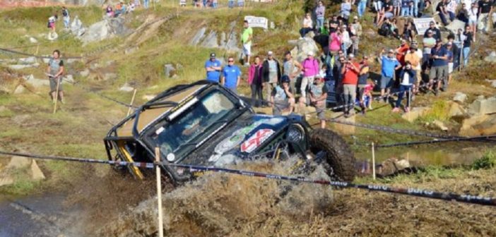 Uno dei protagonisti in azione in un passaggio molto difficile.