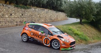 CAMPEDELLI BRC RINNOVANO I VOTI Simone Campedelli in azione con la Fiesta GPL al Due Valli