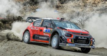 La Citroen C3 di Meeke si ribadisce anche nel finale.