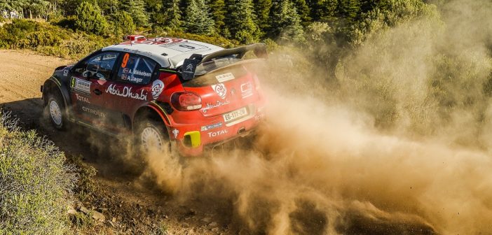 Mikkelsen alza poca polvere sugli sterrati Sardi.