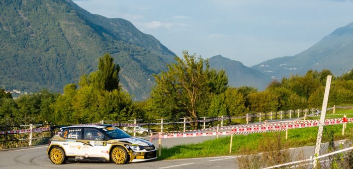 La Fabia di Rossetti all'attacco dei tornanti della Valtellina.