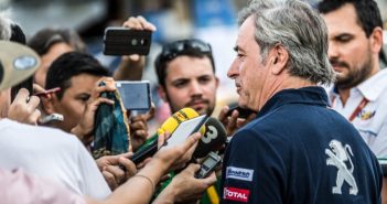 L'assalto dei media al service Peugeot