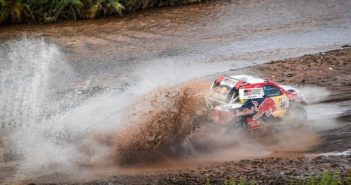 La Toyota Hilux di Al Attiyah regina dei guadi Argentini