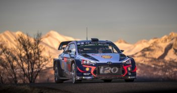 La Hyundai di Neuville lancia un segnale.