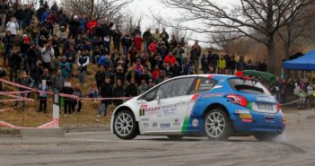 ANDREUCCI CONTRO TUTTI Paolo Andreucci sulle strade della Garfagnana nel 2017