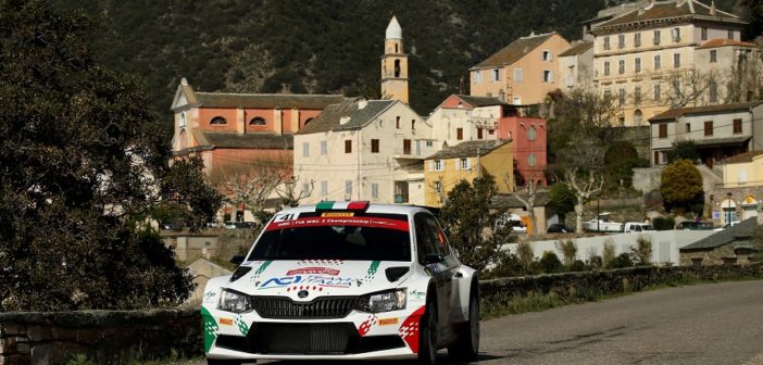 Fabio Andolfi lotta a denti stretti e salva il podio.