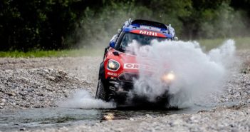 La Mini di Jakub guada anche l'Italian Baja