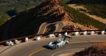 La nuova arma di mamma Vw trionfa alla Pikes Peak