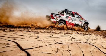 Nasser in azione nel deserto del Marocco.