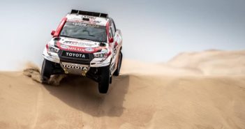 La Toyota Hilux di Nasser al contrattacco.