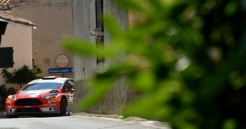 CIR FORZA CINQUE Andrea Crugnola si riconfernma nel CIR ma questa volta sarà al volaante di una Polo e non della Fiesta.