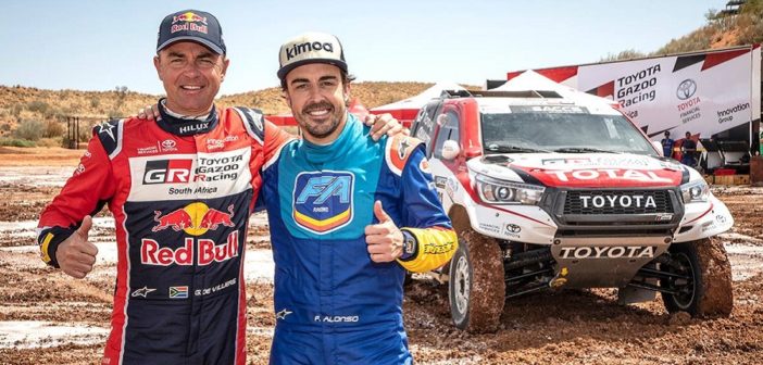 Alonso e De Villers ai test Sud Africani con la Toyota Hilux.