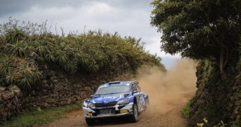 La Skoda Fabia di Habaj in azione sulle stage delle Azzorre.