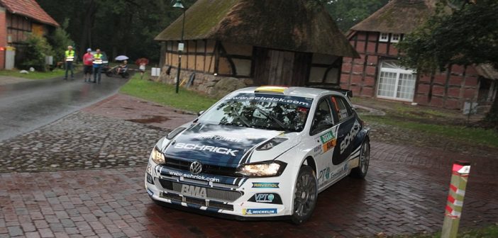 La Volkswagen Polo di Reidemann detta il passo sulle strade di casa.