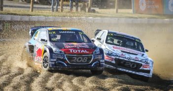 Timmy Hansen in uno dei tanti corpo a corpo di Loheac.