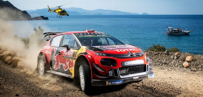 Ogier incastona la sua vittoria in uno scenario che si affaccia sul mare di Marmaris