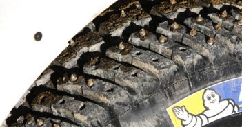 L’INCOGNITA GOMME Le gomme Toyota già in debito di chiodi dopo i primi passaggi sullo shakedown