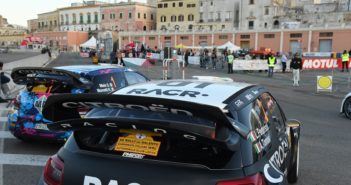 Immagini della partenza del Rally del Salento la prossima vittima del Covid-19