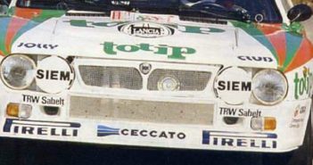 Una delle Lancia Rally 037 in livrea Jolly Club Totip che sotto la direzione ..