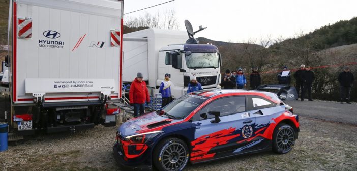 Una scorcio di una base test targata Hyundai.