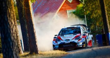 La Yaris di Latvala sulle strade di casa nel 2019, un sogno infranto nel 2020.