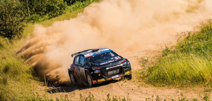 La Citroen C3 Rally2 di Lukyanuk fa mangiare polvere agli avversari.