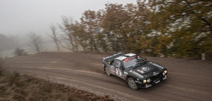 La Lancia Rally 037 di Alberto Battistolli a tutto traverso.