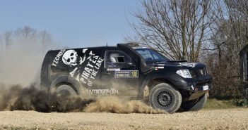 Il Nissan Pathfinder Proto del vincitore in azione.