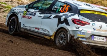 La Clio Rally4 di Mabellini sulle speciali di Fafe