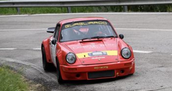 La Porsche 911 Carrera di Lombardo in azione.